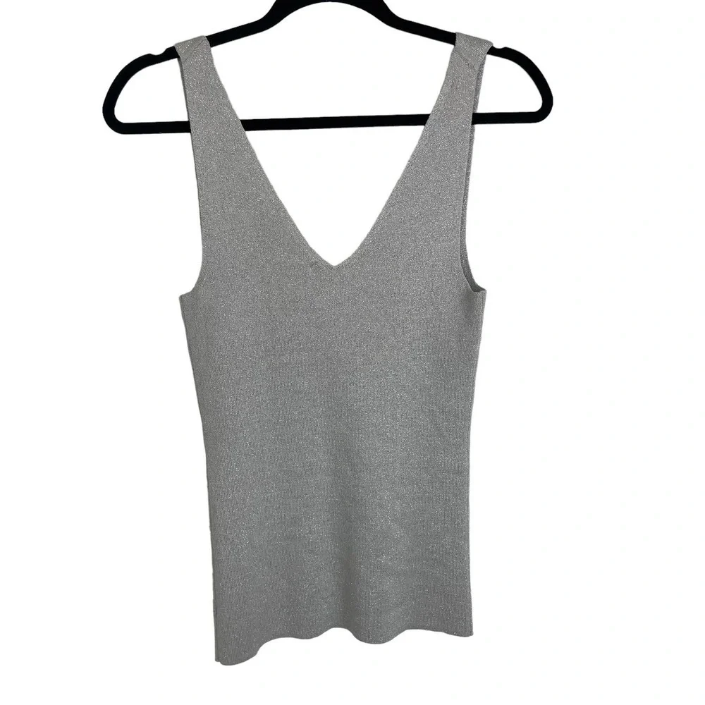 NWT Focus Lifestyle Silver Metallic Knit Tank Top Small - Picture 5 of 6